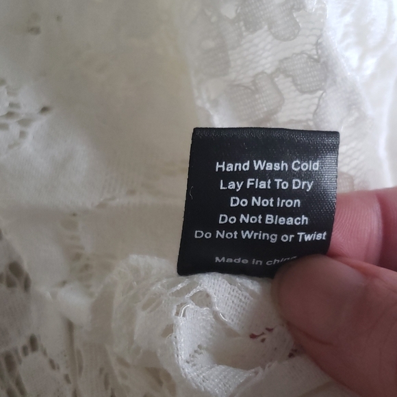 1 M Left 💕NEW POL lace pleated ruffle top - Picture 14 of 14